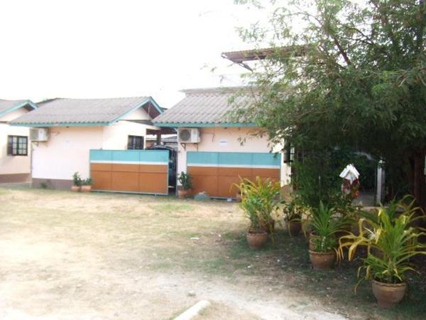 Nora Guesthouse Chumphon Eksteriør billede